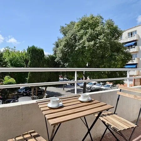 Mazargues Furnished Flat * Marseille